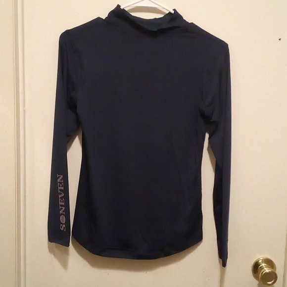 NWT - Soneven Long Sleeve Workout Mock Neck Shirt Comprossion SPF - Size Small - Picture 1 of 9